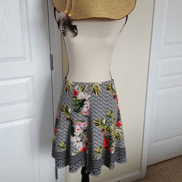 White House Black Market Dresses & Skirts - White House Black Market | Floral Mix Print Skirt